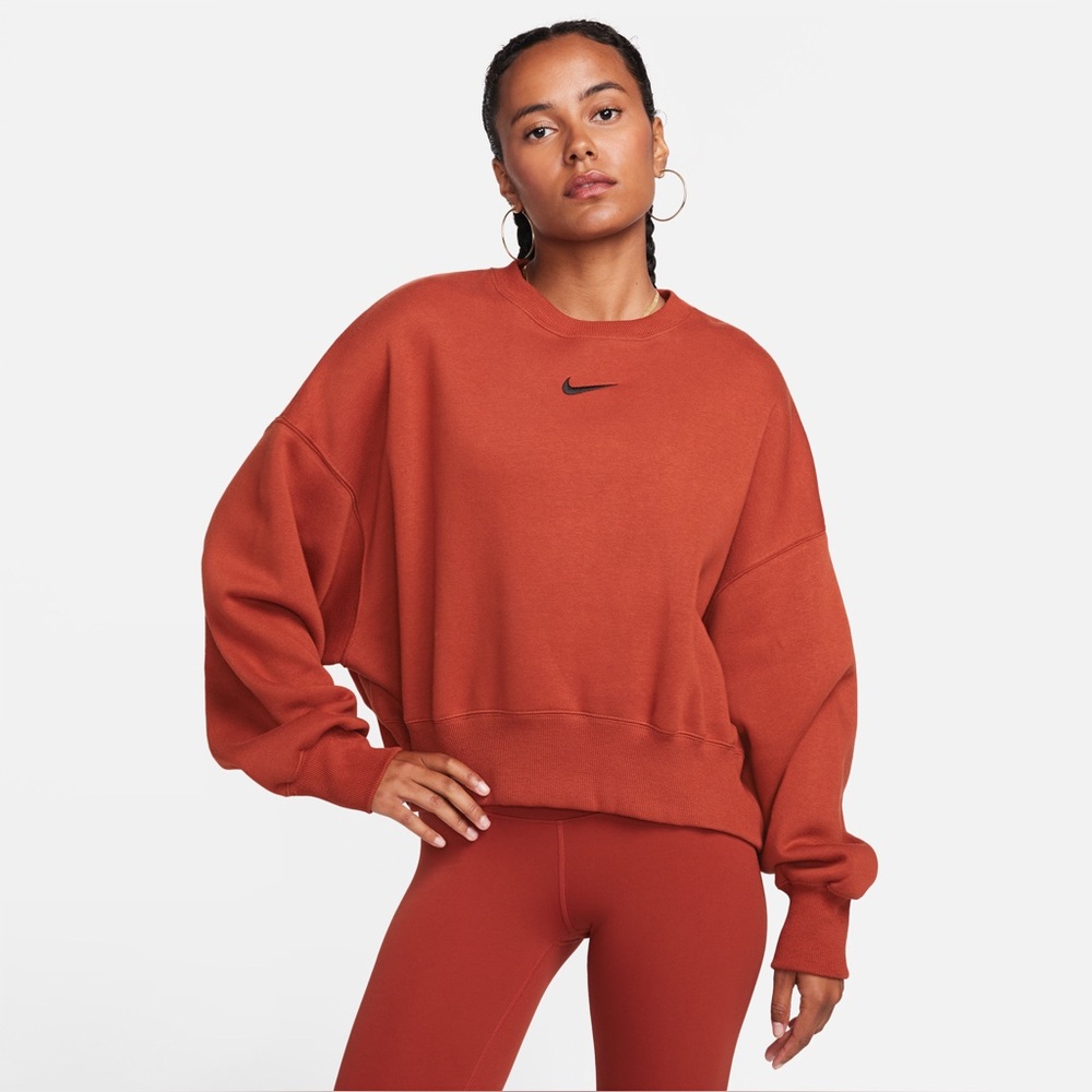 Nike Sportswear Phoenix Fleece in Rugged Orange